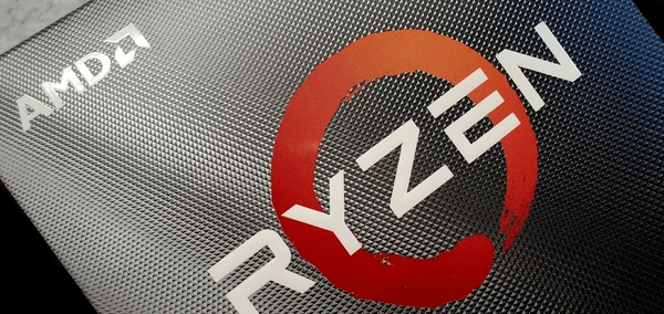 AMD Ryzen 9 9950X Gaming Performance